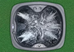 InnovaSpa Storm 4-season Insulated Spa -Swimline Shop storm caract 02